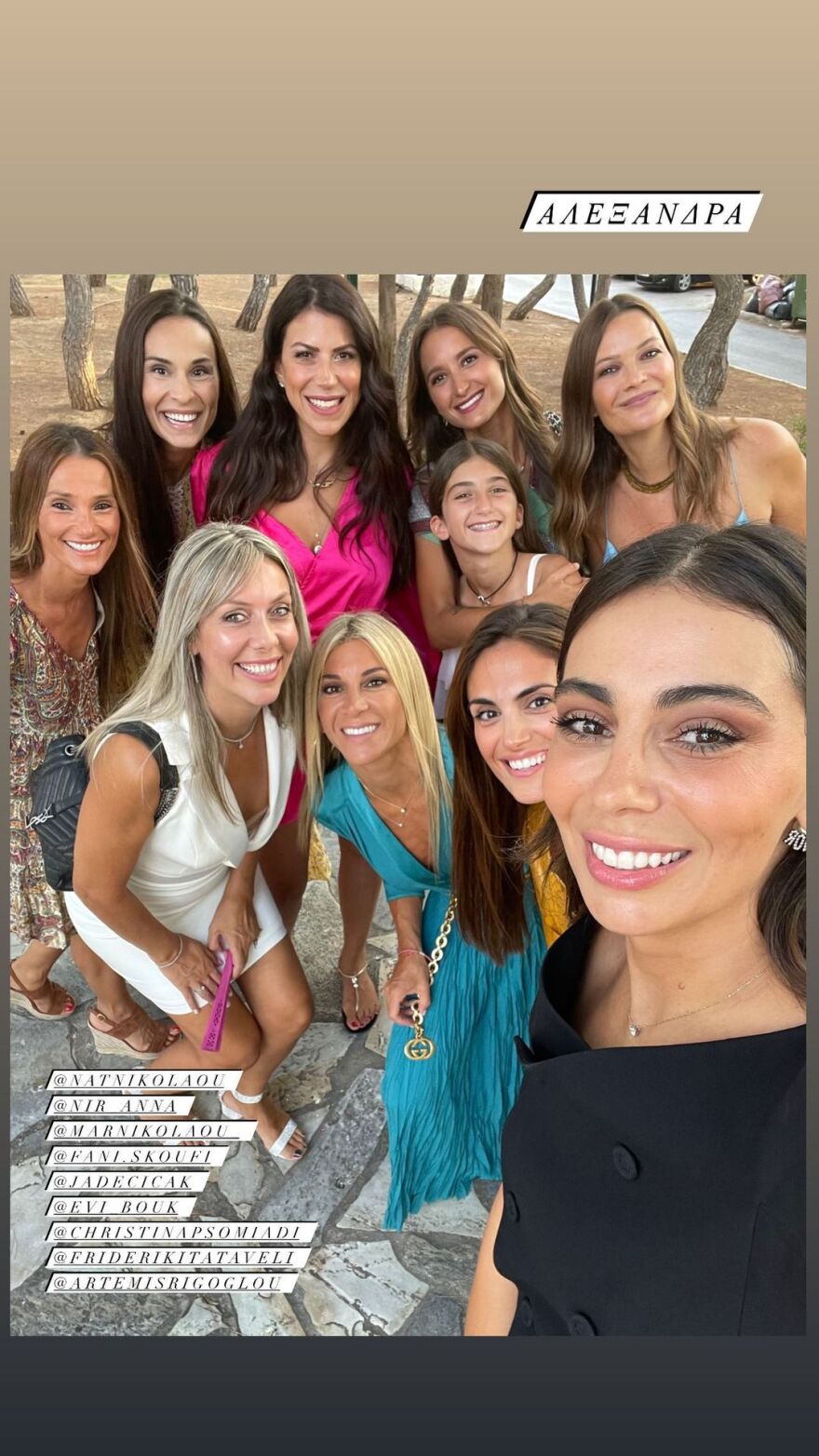 Ολυμπία Χοψονίδου - Βασίλης Σπανούλης: Βάφτισαν το έκτο τους παιδί - Φωτογραφίες