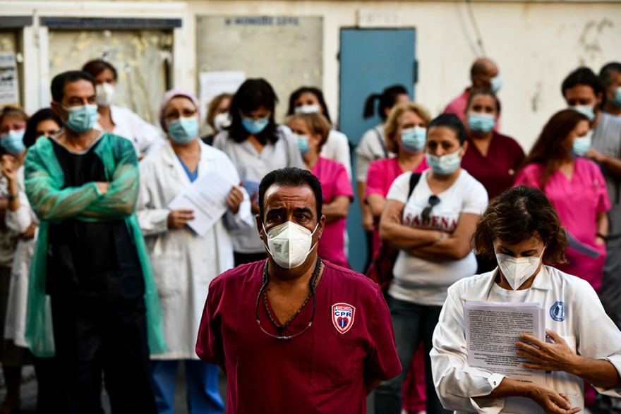 Σε αναστολή από σήμερα οι ανεμβολίαστοι υγειονομικοί - Κινητοποιήσεις στα νοσοκομεία