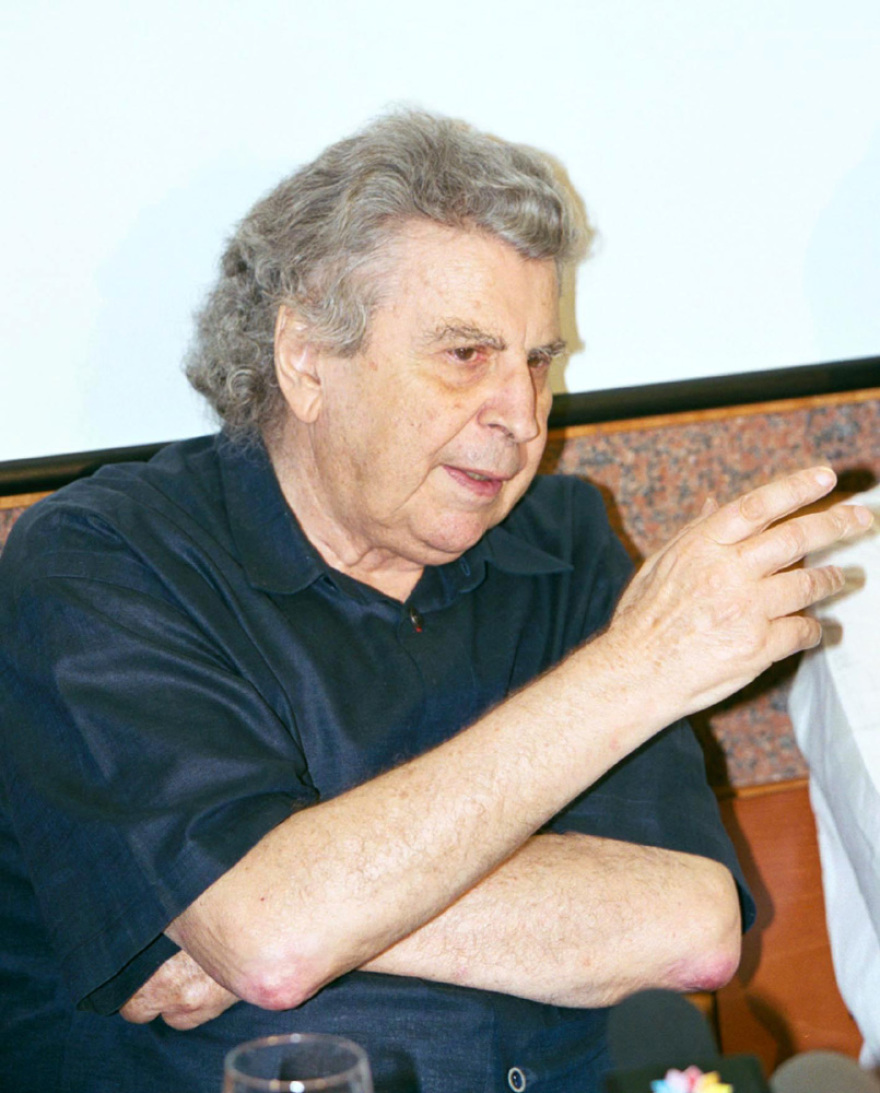 Πέθανε ο Μίκης Θεοδωράκης