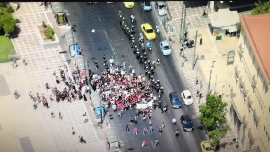 Για πρώτη φορά εφαρμόστηκε ο νόμος για τις πορείες 