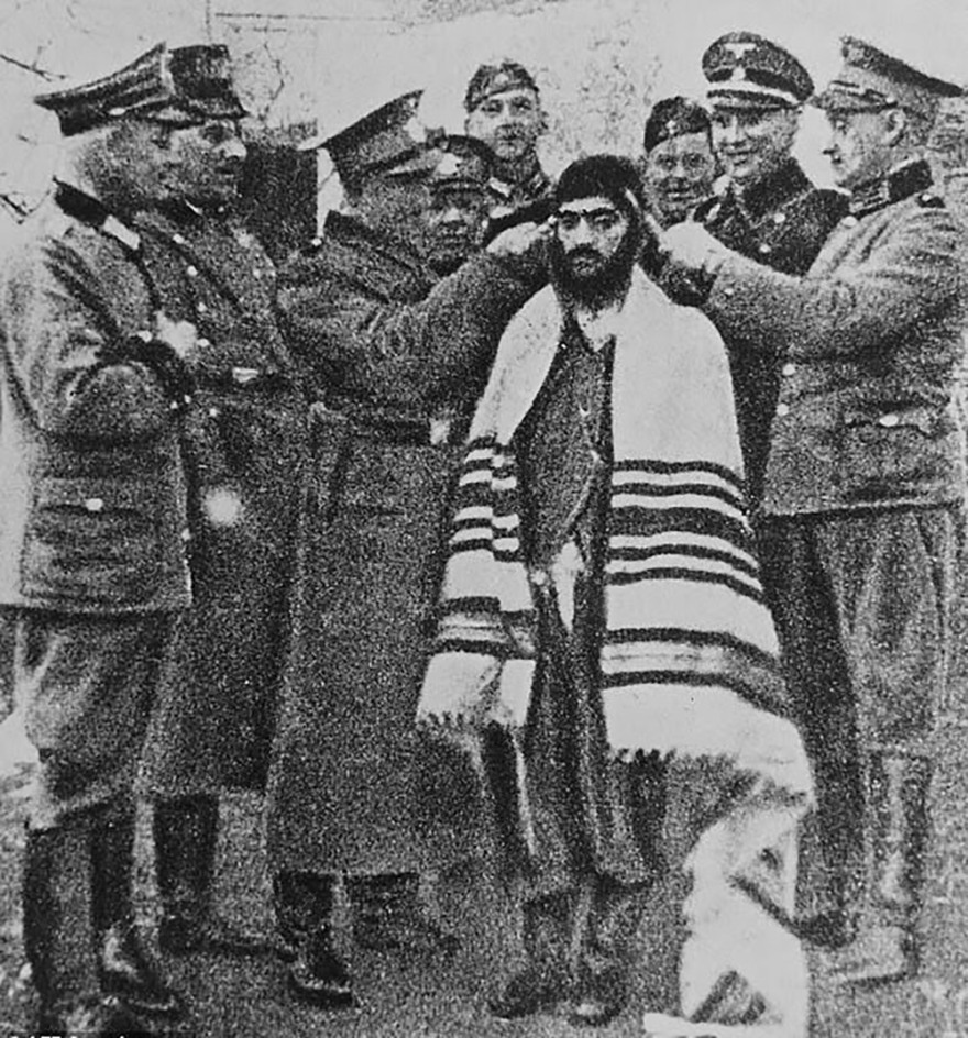 Η φωτογραφία που έστειλε στην κόλαση τον «αρχιτέκτονα» του Ολοκαυτώματος