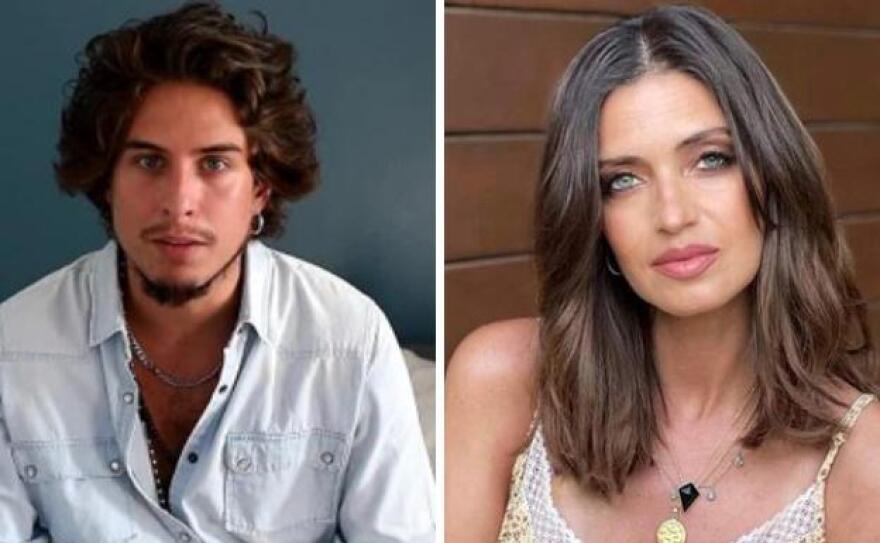 Σάρα Καρμπονέρο: Ερωτευμένη με νεαρό τραγουδιστή μετά τον χωρισμό της με τον Κασίγιας