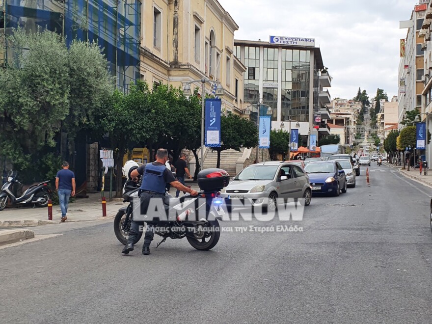 Λαμία: Άνδρας βρέθηκε κρεμασμένος στο μπαλκόνι