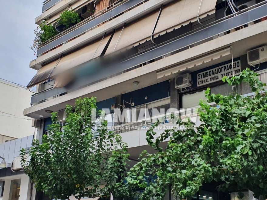 Λαμία: Άνδρας βρέθηκε κρεμασμένος στο μπαλκόνι