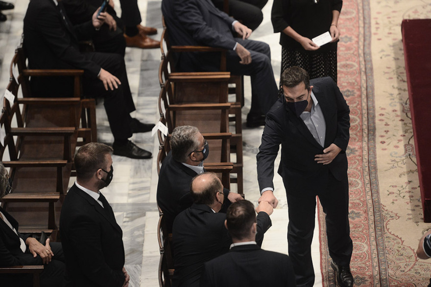 Μίκης Θεοδωράκης: Το τελευταίο ταξίδι για την Κρήτη 