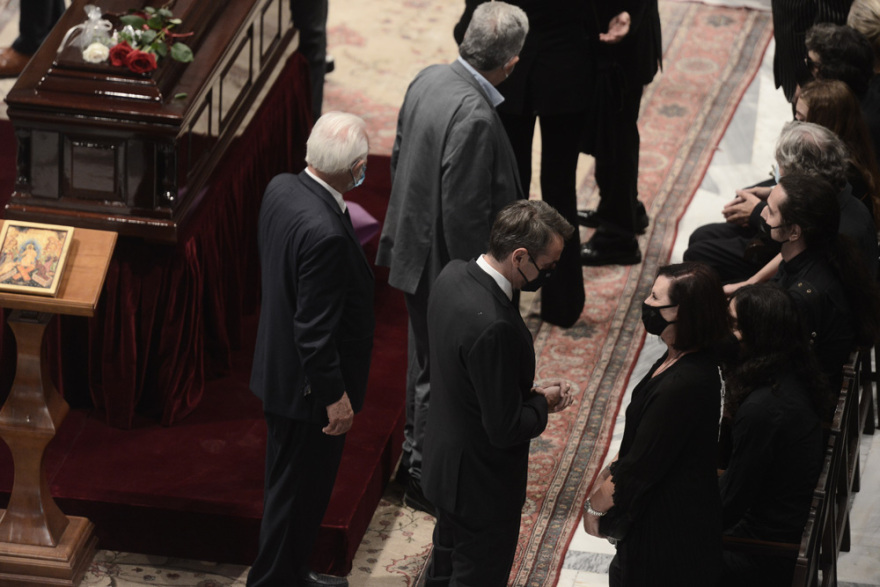 Μίκης Θεοδωράκης: Το τελευταίο ταξίδι για την Κρήτη 