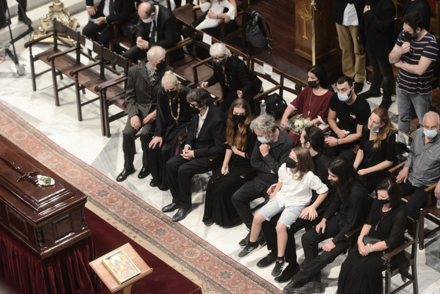 Μίκης Θεοδωράκης: Το τελευταίο ταξίδι για την Κρήτη 