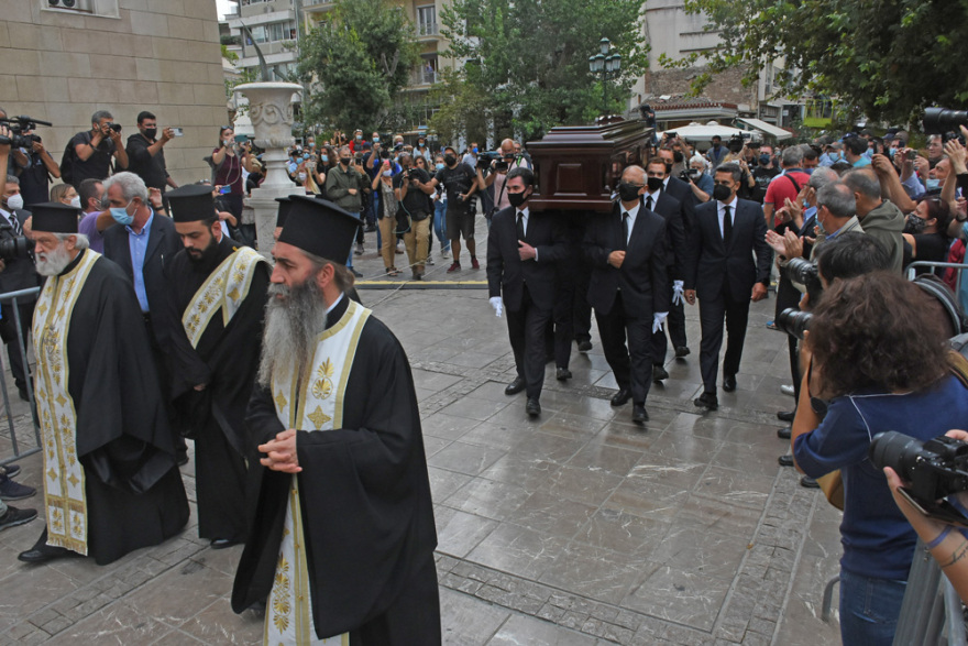 Μίκης Θεοδωράκης: Το τελευταίο ταξίδι για την Κρήτη 