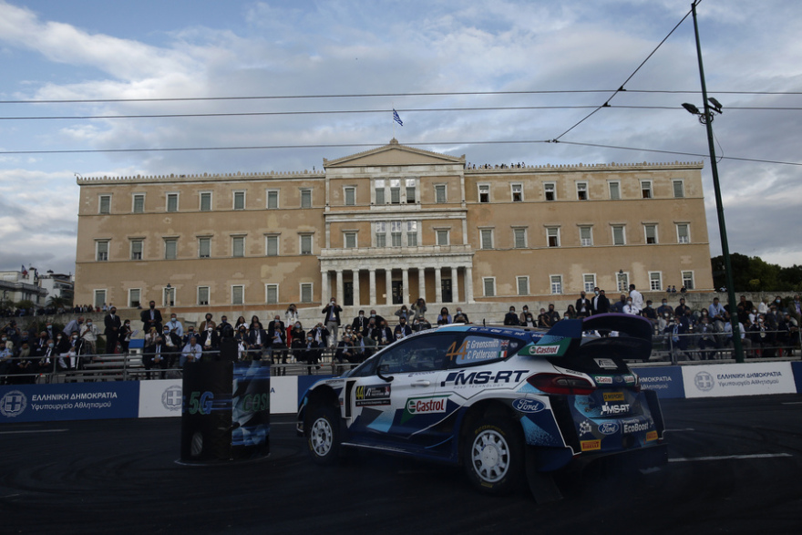 EKO Ράλι Ακρόπολις: Από αύριο η «μάχη» στα ελληνικά βουνά - Βίντεο και φωτογραφίες από την υπερειδική στο Σύνταγμα