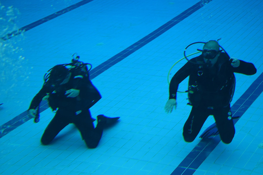 Ελληνοσκοπιανή άσκηση: Εκπαίδευση κάτω από το νερό - Δείτε φωτογραφίες 