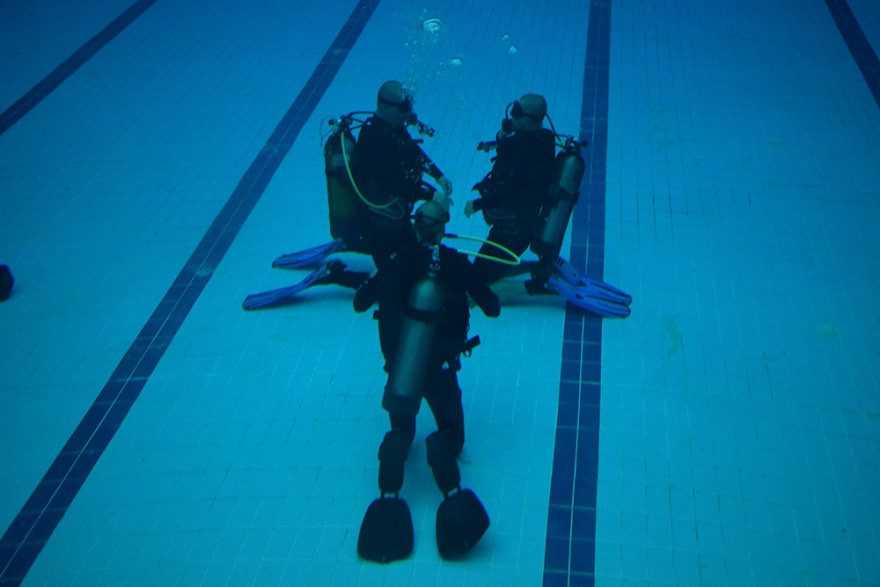 Ελληνοσκοπιανή άσκηση: Εκπαίδευση κάτω από το νερό - Δείτε φωτογραφίες 