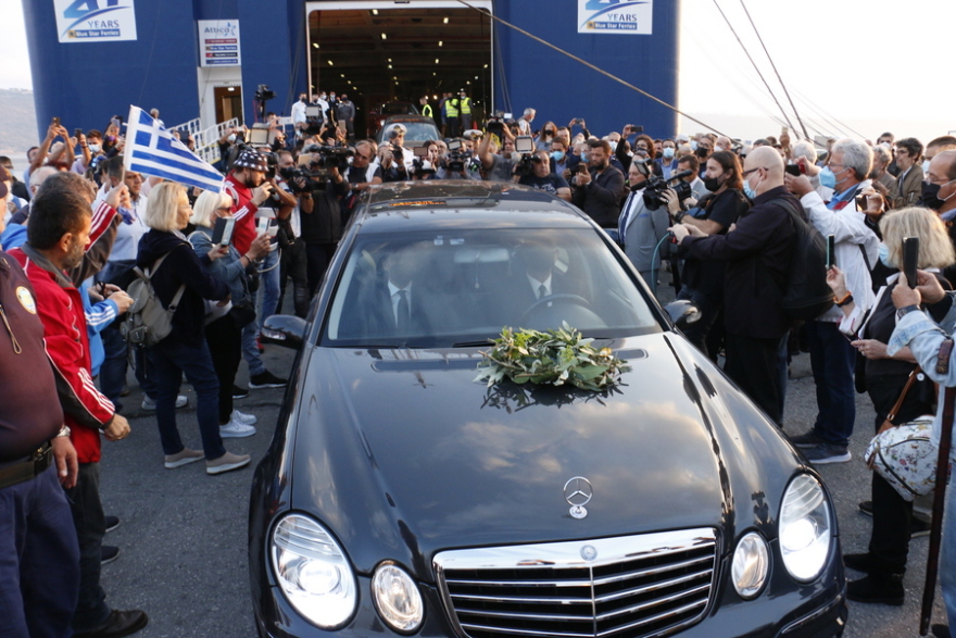 Μίκης Θεοδωράκης: Στη γη της Κρήτης το «Παλικάρι»