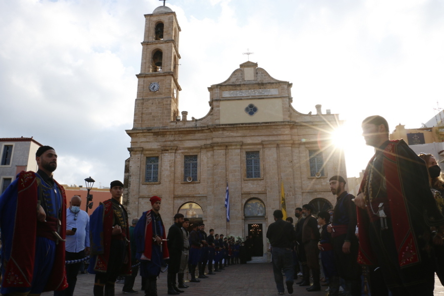 Μίκης Θεοδωράκης: Στη γη της Κρήτης το «Παλικάρι»