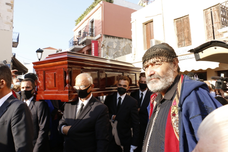 Μίκης Θεοδωράκης: Στη γη της Κρήτης το «Παλικάρι»