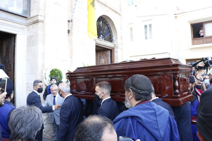 Μίκης Θεοδωράκης: Στη γη της Κρήτης το «Παλικάρι»