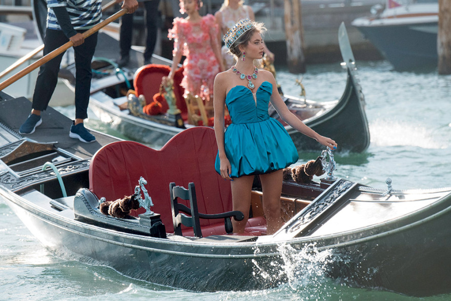 Dolce & Gabbana: Διαμάντια, σταρ και γόνδολες στη Βενετία - Δείτε φωτογραφίες