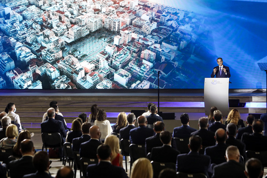 Μέτρα €3,4 δισ. ανακοίνωσε ο πρωθυπουργός: Κάλυψη των αυξήσεων στο ρεύμα, μειώσεις φόρων, επιδότηση προσλήψεων - Διαβάστε αναλυτικά