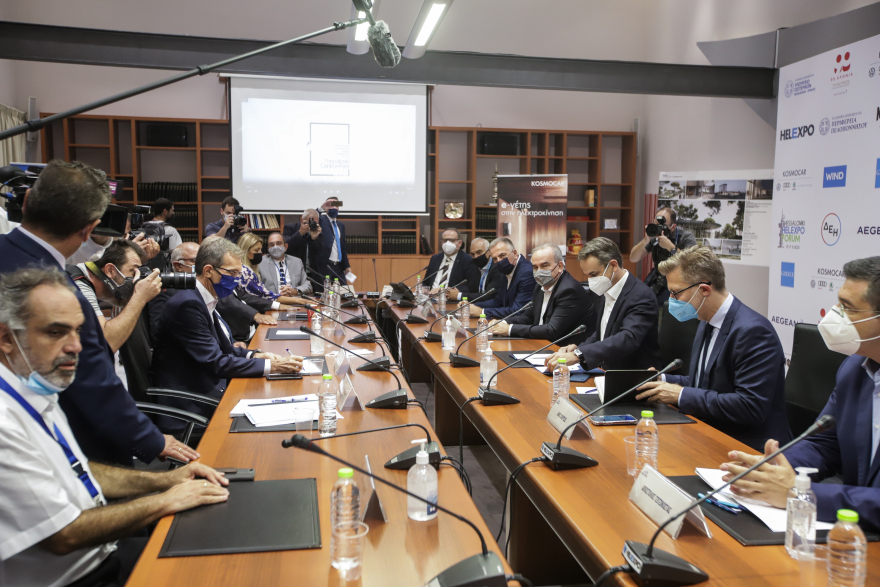 Ο Μητσοτάκης στη ΔΕΘ: Επισκέπτεται τα περίπτερα, προανήγγειλε «ανάπτυξη για όλους»