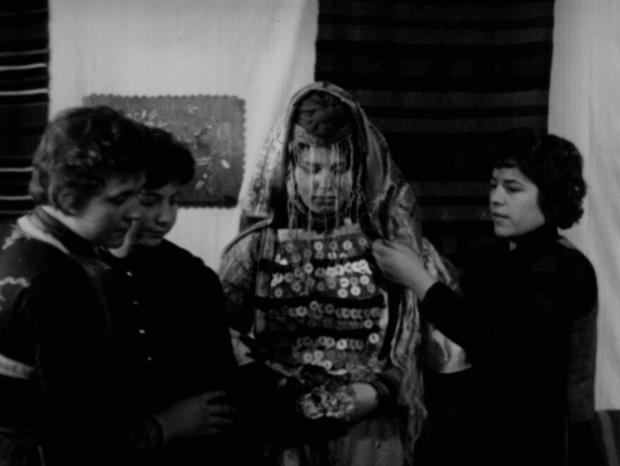 Χώρα, σε βλέπω