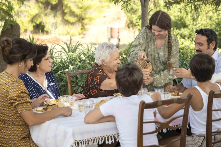 «Τα καλύτερά μας χρόνια» επιστρέφουν στην ΕΡΤ1 - Πρεμιέρα την Τρίτη 28 Σεπτεμβρίου