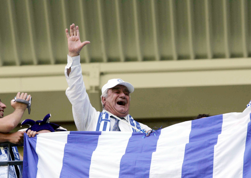 Γιάννης Ματζουράνης: Το ελληνικό ποδόσφαιρο αποχαιρετά τον «Εθνικάρα» - Η διαδρομή του στα γήπεδα