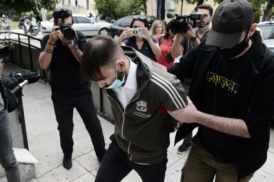 Προφυλακιστέοι η Έλενα Πολυχρονοπούλου και ο σύντροφός της για τα 7,8 κιλά κοκαΐνης