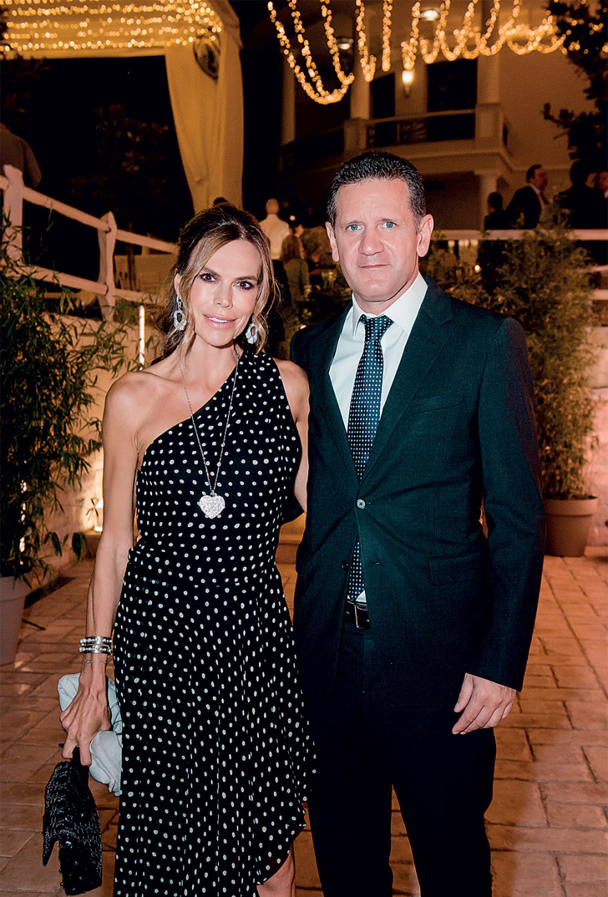 Κωνσταντίνος Σκορίλας - Κλέλια Χατζηιωάννου: Μυστικός γάμος στον πύργο