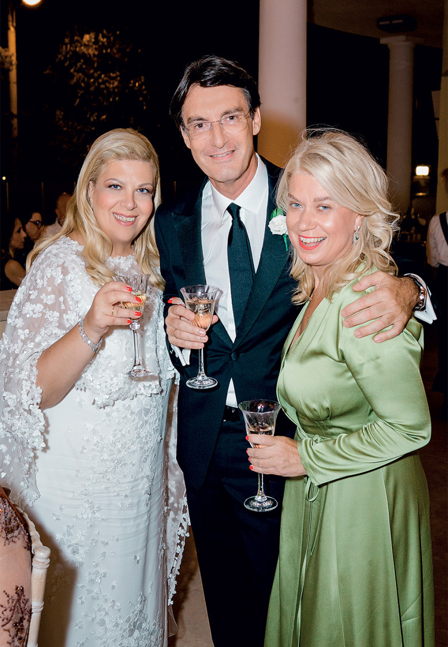 Κωνσταντίνος Σκορίλας - Κλέλια Χατζηιωάννου: Μυστικός γάμος στον πύργο