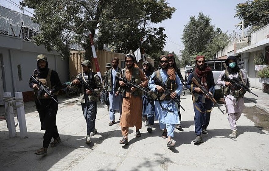 Η δραματική απόδραση μιας γυναίκας από την κόλαση του Αφγανιστάν