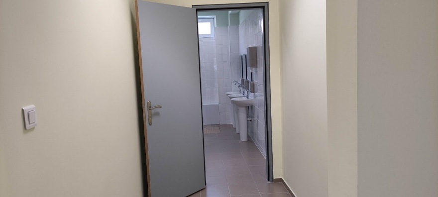 Ο Κυριάκος Μητσοτάκης εγκαινιάζει το νέο σχολείο στο Δαμάσι 