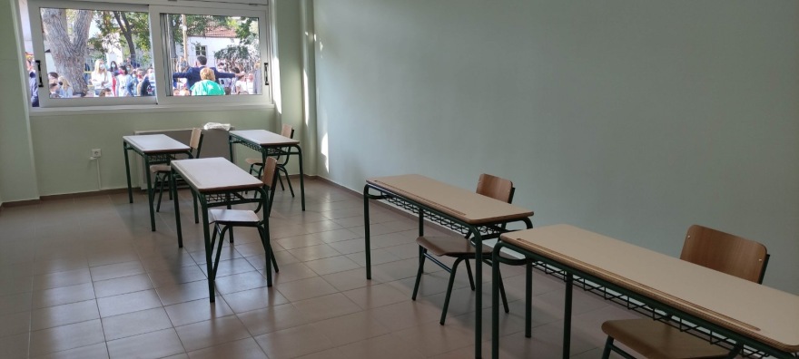 Ο Κυριάκος Μητσοτάκης εγκαινιάζει το νέο σχολείο στο Δαμάσι 