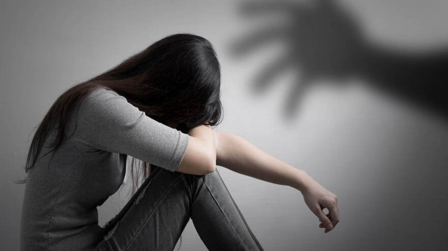 #MeΤoo στη Δικαιοσύνη: Γυναίκα δικαστής κατηγορεί εφέτη για βιασµό - Την κακοποίησε σε ξενοδοχείο των βορείων προαστίων