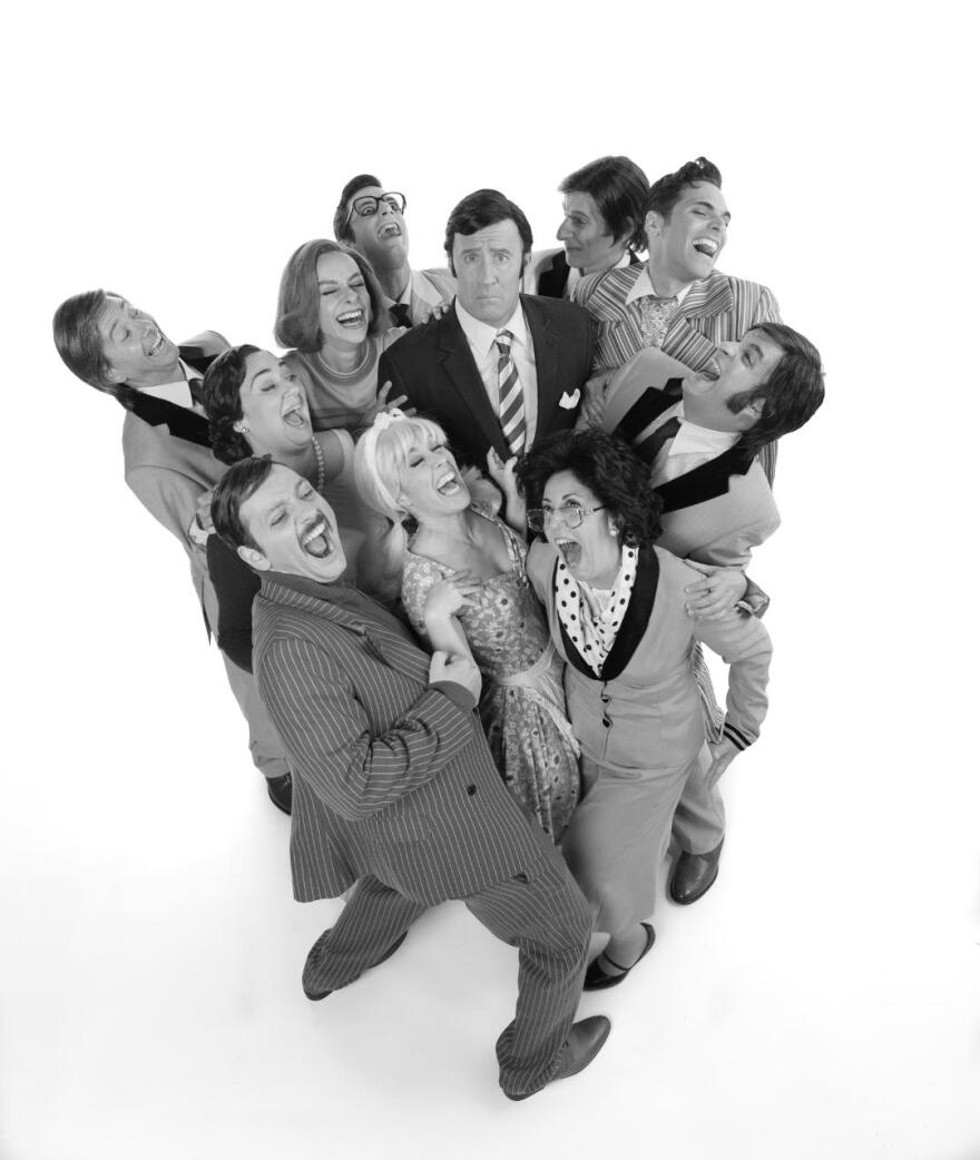 Θέατρο του Νέου Κόσμου: Επιστροφή με Τσέρνομπιλ, Λήμαν Μπράδερς, Ψαθά και «Mute»