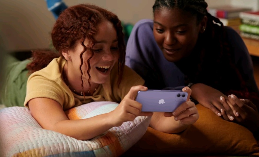 Apple: Ιδού τα νέα iPhone - Τα μοντέλα και τα χαρακτηριστικά τους - Πόσο θα κοστίζουν - Η καινοτομία του iPhone 13 Mini