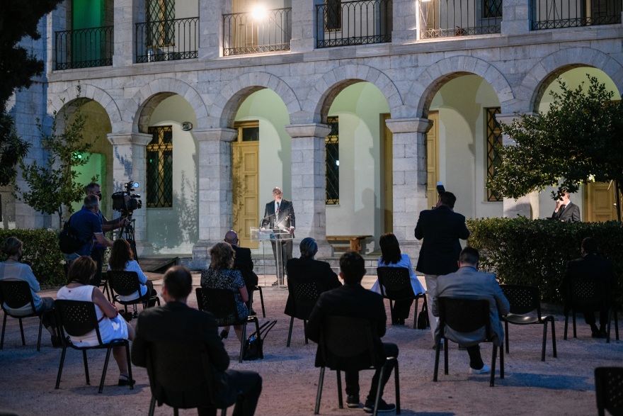 Δένδιας: Η Τουρκία να αλλάξει τη νέο-οθωμανική της πολιτική για Αγία Σοφία και Μονή της Χώρας