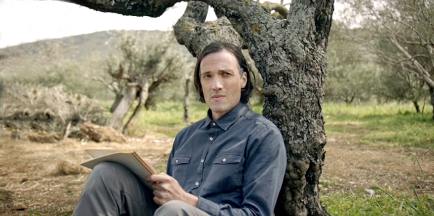 Η αντεπίθεση της Καινούργιου και ο «καλπασμός» του Mega