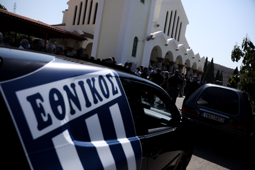 Γιάννης Ματζουράνης: Το τελευταίο «αντίο» στον «Εθνικάρα» 