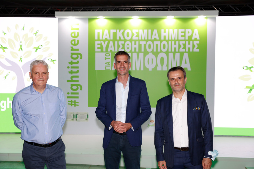H Πλατεία Συντάγματος & η Ομόνοια «ντύθηκαν» στα πράσινα για την Παγκόσμια Ημέρα Ευαισθητοποίησης για το Λέμφωμα
