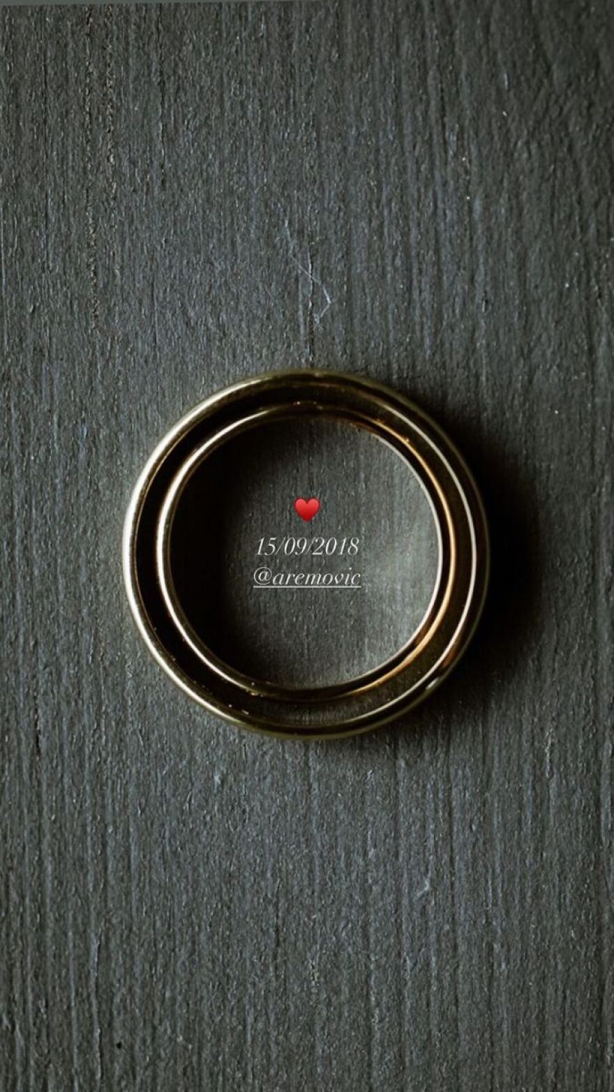 Αντώνης Ρέμος - Υβόννη Μπόσνιακ: Η γλυκιά ανάρτηση της σχεδιάστριας για την επέτειο γάμου