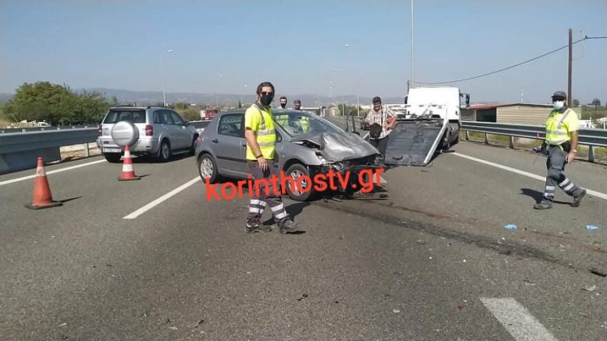 Σοβαρό τροχαίο με τραυματίες στην Κορίνθου - Πατρών, στο ύψος του Ζευγολατιού (Φωτογραφίες)