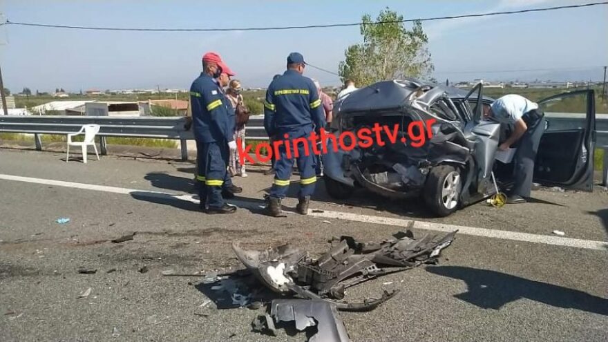 Σοβαρό τροχαίο με τραυματίες στην Κορίνθου - Πατρών, στο ύψος του Ζευγολατιού (Φωτογραφίες)