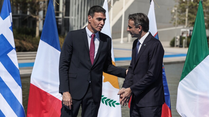 EUMED 9: Τους ηγέτες υποδέχτηκε ο Κυριάκος Μητσοτάκης