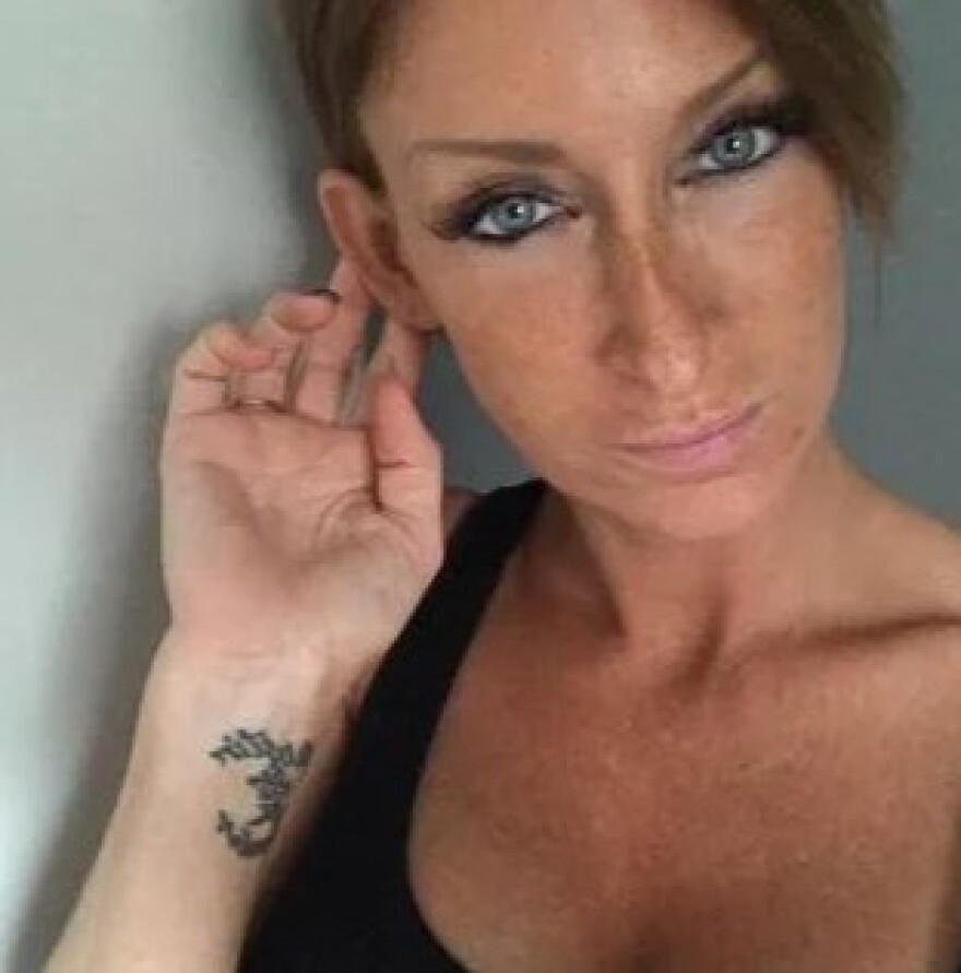 Πρώην πορνοστάρ, έγινε πάστορας και 4 χρονιά μετά... επιστρέφει στο OnlyFans λόγω «πολλών επικρίσεων»