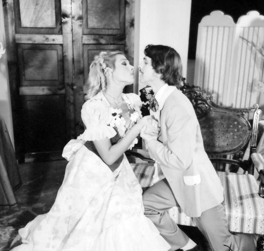 «Ο Ποπολάρος»: Το διαχρονικό έργο του Γρηγορίου Ξενόπουλου στο Θέατρο Τέχνης Καρόλου Κουν