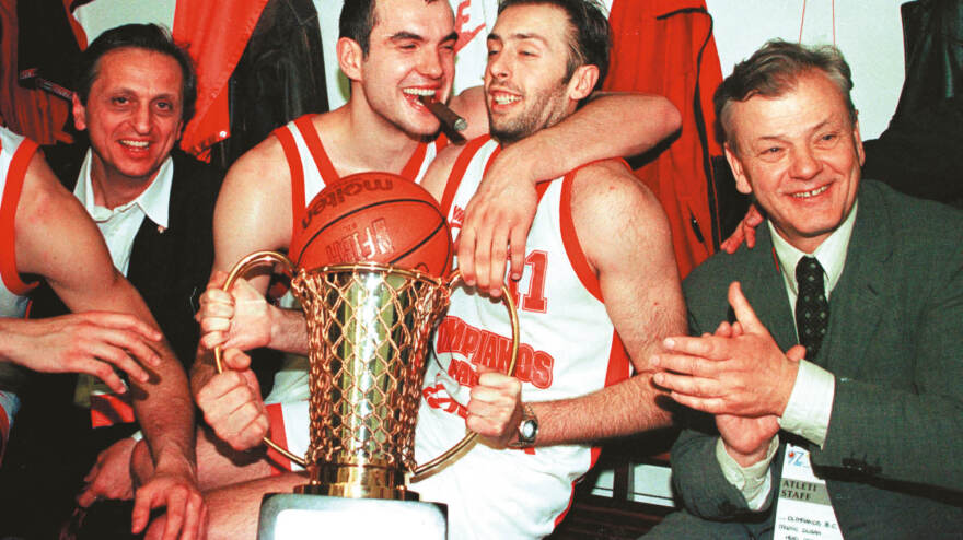 Ντούσαν Ίβκοβιτς: «All Star» η κηδεία του - Ένωσε ξανά τους θρύλους της πρώην Γιουγκοσλαβίας