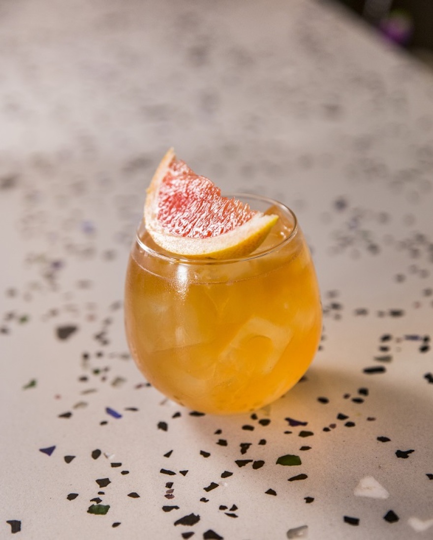 «Marmelada Concept»: Specialty καφές και ελληνικά ποτά στο νέο «στέκι» της Καλλιθέας