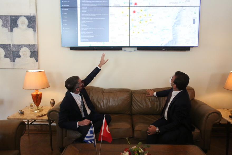 Εκρέμ Ιμάμογλου: Στην Αθήνα ο Δήμαρχος της Κωνσταντινούπολης - Ξεκίνησε η συνάντηση με τον Κώστα Μπακογιάννη