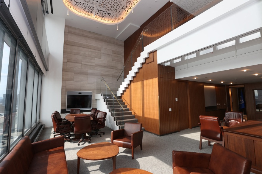 Έρικ Άνταμς: Οι περίεργες σχέσεις του δημάρχου της Νέας Υόρκης με την Τουρκία - Δωρεές, ταξίδια και αεροπορικά εισιτήρια