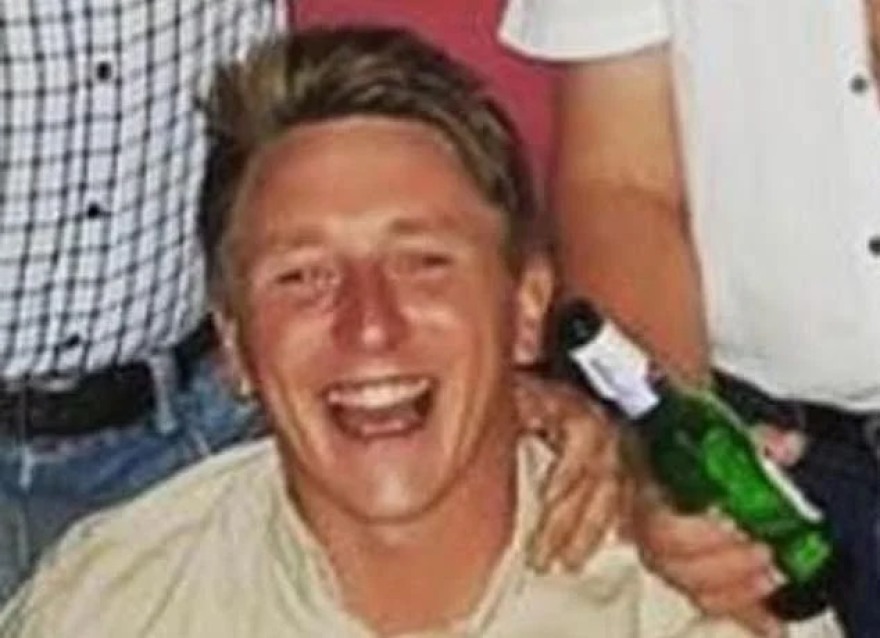 Το έγκλημα που σόκαρε τη Μεγάλη Βρετανία: Ήπιε 24 μπίρες και σκότωσε την ερωμένη του πάνω στο σεξ! 