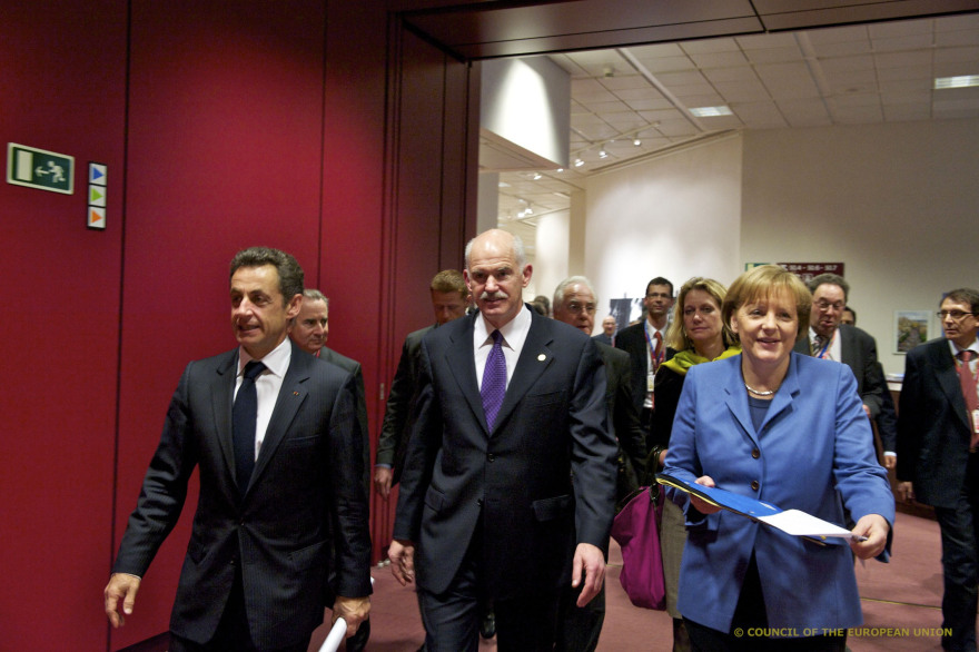 To «αντίο» Τσίπρα στη Μέρκελ: Από το  πρώτο τηλεφώνημα που του έκανε, στο δείπνο σε ψαροταβέρνα του Πειραιά